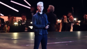 SHAMAN получил необычный подарок