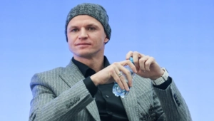 Бывший муж Бузовой прокомментировал новость о беременности ее сестры Бывший муж Бузовой прокомментировал новость о беременности ее сестры