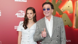 Невеста Лепса Аврора Киба о набранном весе: «Все время хочу жрать. Мне страшно»