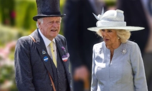 Королева Камилла и ее бывший муж вместе почтили память близкой подруги