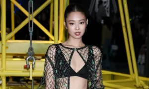 Дженни из BLACKPINK извинилась перед фанатами за неудачный юбилей группы