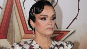 Слава считает, что ее сглазили Слава считает, что ее сглазили