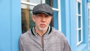 Серега призвал не тратить деньги на брендовую одежду