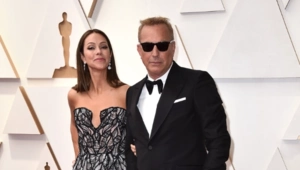 Экс-супруга Кевина Костнера вышла замуж спустя полтора года после развода