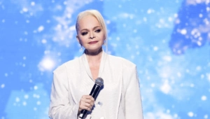 Директор Ларисы Долиной высказался о долгах артистки: «Демоны ее раздели» Директор Ларисы Долиной высказался о долгах артистки: «Демоны ее раздели»