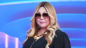 Анита Цой рассказала о тяжелой борьбе с огородными вредителями Анита Цой рассказала о тяжелой борьбе с огородными вредителями