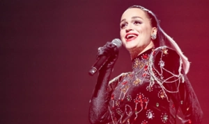 Юрист оценила шансы Славы выиграть суд против сорвавших ее концерт поклонниц