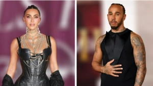 Ким Кардашьян кокетничала на трибуне «Супербоула» с семикратным чемпионом «Формулы-1»