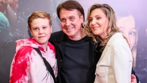 Денис Матросов рассказал о ложной тревоге перед родами супруги