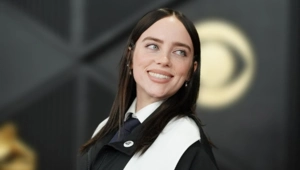 Билли Айлиш спровоцировала слухи о помолвке после появления на «Грэмми» с избранником-актером