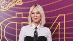 Лера Кудрявцева запечатлела первый опыт дочери верхом