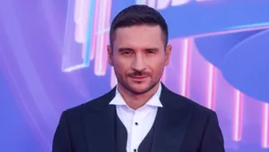 Сергей Лазарев взял короткий отпуск с детьми перед началом гастрольного сезона Сергей Лазарев взял короткий отпуск с детьми перед началом гастрольного сезона