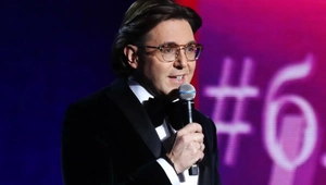 Андрей Малахов появился с сыном на кукольном спектакле Андрей Малахов появился с сыном на кукольном спектакле
