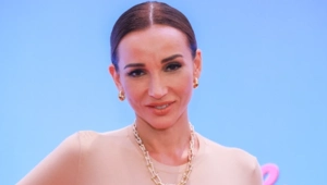 Жених Анфисы Чеховой устроил ведущей «отдых мечты»