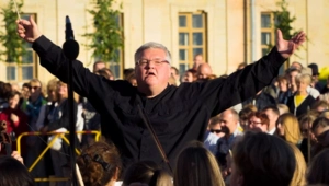 Народный артист России Сергей Стадлер скончался на борту самолета