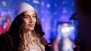 BEARWOLF поздравила МУЗ-ТВ с Днём рождения BEARWOLF поздравила МУЗ-ТВ с Днём рождения