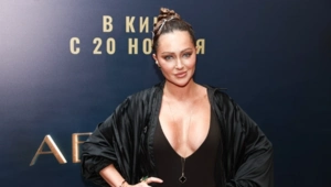 VITA CHIKOVANI стала блогером для продвижения своей карьеры певицы