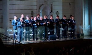 DYP Orchestra  исполнили музыку Максима Фадеева в спектакле