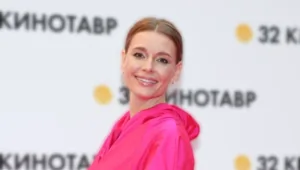 Любовь Толкалина призналась, что снялась в откровенной фотосессии ради учебы