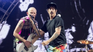 Red Hot Chili Peppers приняли участие в съемках документального фильма о первом гитаристе группы