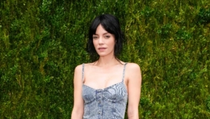 Певица Лили Аллен обратилась к врачу из-за шоппинга Певица Лили Аллен обратилась к врачу из-за шоппинга