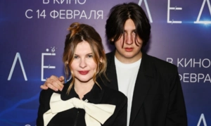 Анна Цуканова-Котт трогательно поздравила сына в день его рождения