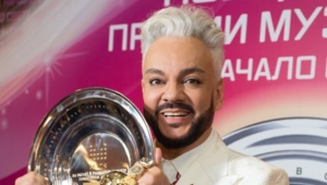 Филипп Киркоров поздравил МУЗ-ТВ с Днём рождения