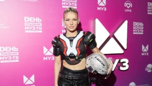 Люся Чеботина трогательно поздравила юную поклонницу с 8 Марта