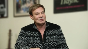 70-летний Ефим Шифрин резко прокомментировал слухи о пластике