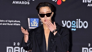 K-POP: J-Hope из BTS повысили до командира взвода корейской армии