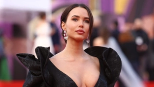 Модель Анастасия Решетова рассказала о своих пластических операциях