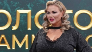 Семенович показала фигуру на фоне слухов о прибавке веса и попросила фанатов защитить ее