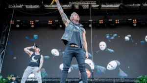 Группа Hollywood Undead не приедет в Россию Группа Hollywood Undead не приедет в Россию