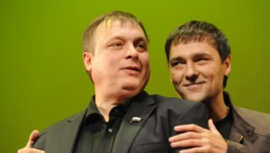 Семья Шатунова оценивает ущерб по делу продюсера «Ласкового мая» Разина в 1 млрд рублей