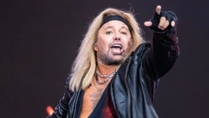 ФОТО: Mötley Crüe добрались до Австралии и зажгли там как молодые