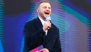 Дмитрий Журавлев выпускает фит с Бастой