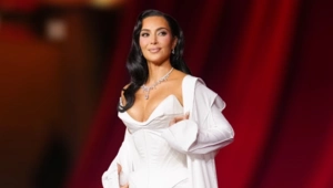 Ким Кардашьян завершит звездную карьеру, чтобы стать адвокатом