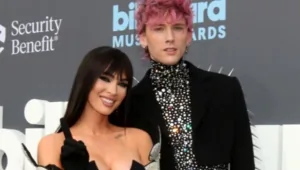 СМИ: Меган Фокс испытала облегчение из-за романа Machine Gun Kelly с Дакотой Джонсон СМИ: Меган Фокс испытала облегчение из-за романа Machine Gun Kelly с Дакотой Джонсон