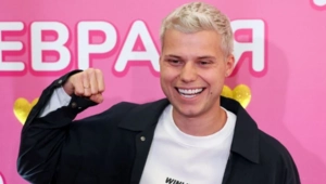 Блогер Леша Янгер трогательно поздравил жену с первой годовщиной свадьбы