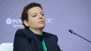Маргарита Симоньян сообщила о перенесенной операции из-за последствий лучевой терапии Маргарита Симоньян сообщила о перенесенной операции из-за последствий лучевой терапии