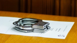 Мужа актрисы Алины Боз задержали в Стамбуле по делу о запрещенных веществах