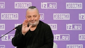 Вадим Самойлов рассказал о сольном альбоме и дал совет человечеству