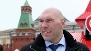 Николай Валуев рассказал, как относится к подругам сына