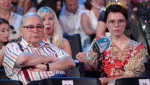 Жена Петросяна высказалась о хейтерах: «Чао-какао, бедолаги! Я счастлива!» Жена Петросяна высказалась о хейтерах: «Чао-какао, бедолаги! Я счастлива!»