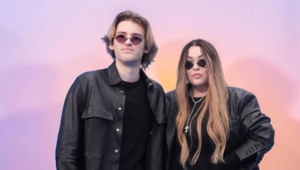 Сын Ирины Дубцовой поблагодарил мать и возлюбленную за поддержку в карьере