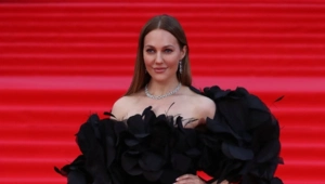 Актриса Мерьем Узерли назвала причины ухода из «Великолепного века»