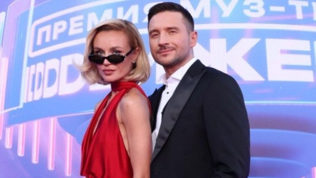Сергей Лазарев и Полина Гагарина раскрыли подробности 15-летней дружбы: «Между нами особенная связь» Сергей Лазарев и Полина Гагарина раскрыли подробности 15-летней дружбы: «Между нами особенная связь»