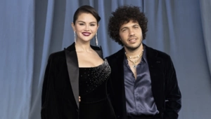 Дом свекрови Селены Гомес ограбили: мать Бенни Бланко пряталась в ванной