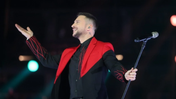 Сергей Лазарев сменил имидж: «Ну а почему бы и ДА?...» Сергей Лазарев сменил имидж: «Ну а почему бы и ДА?...»