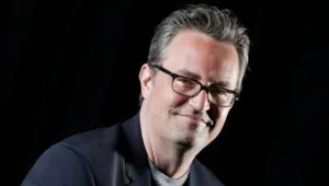 Сериал о Мэттью Перри выйдет в октябре